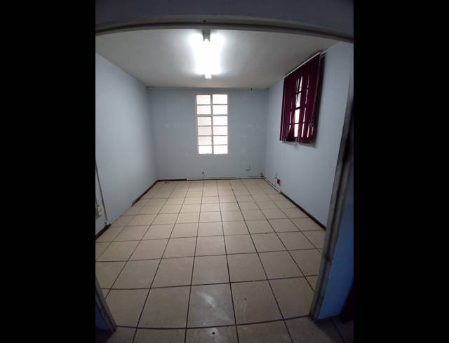 Warehouse property to rent in ANDERBOLT